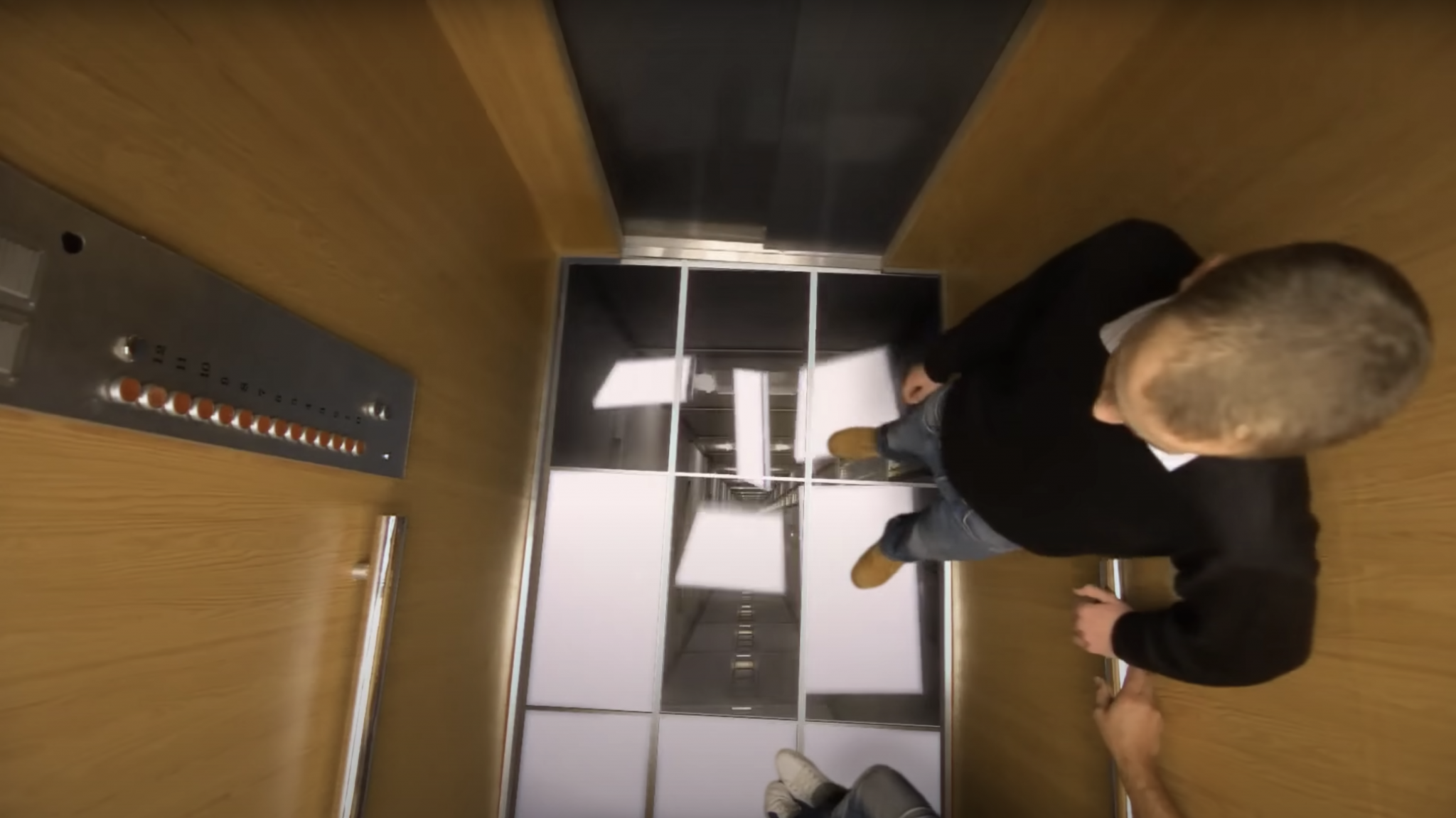 LG IPS Monitors / Signature Video Group - Toronto halloween commercial ads LG prank